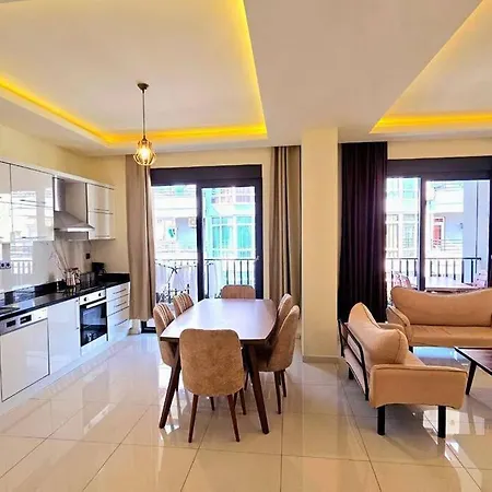 Apartamento 3 Bedroom Near Cleopatra